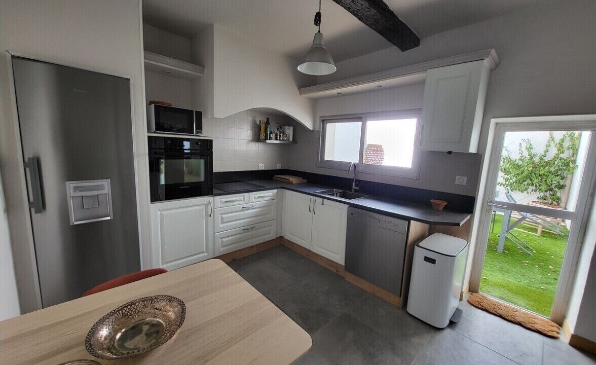 Photo of Kitchen in Pomerols
