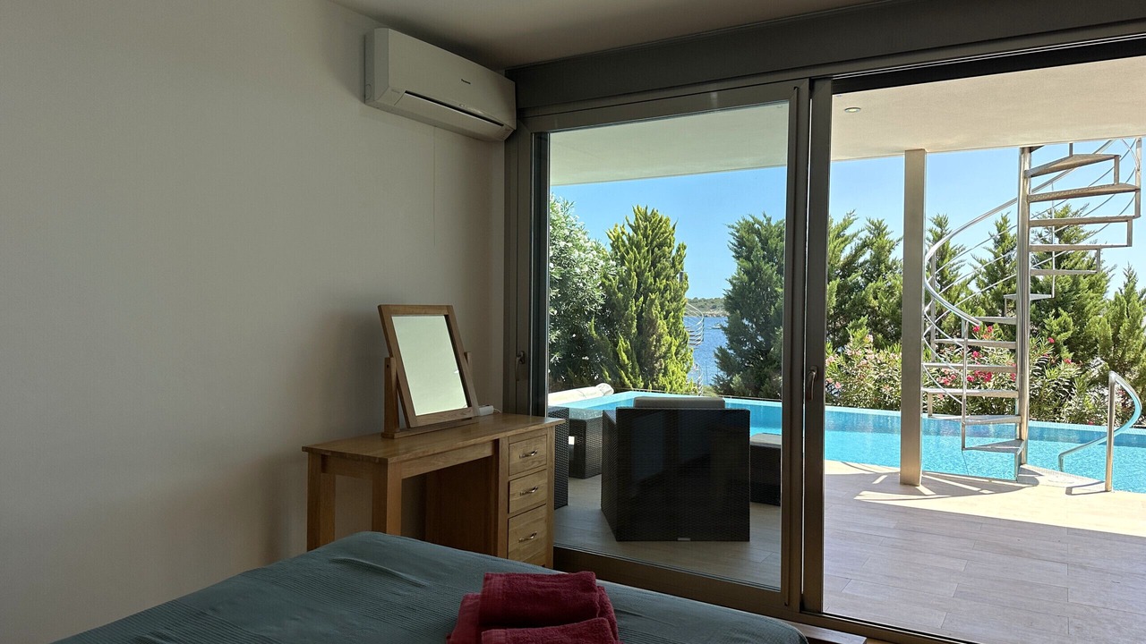 Photo of Bedroom in Fornells