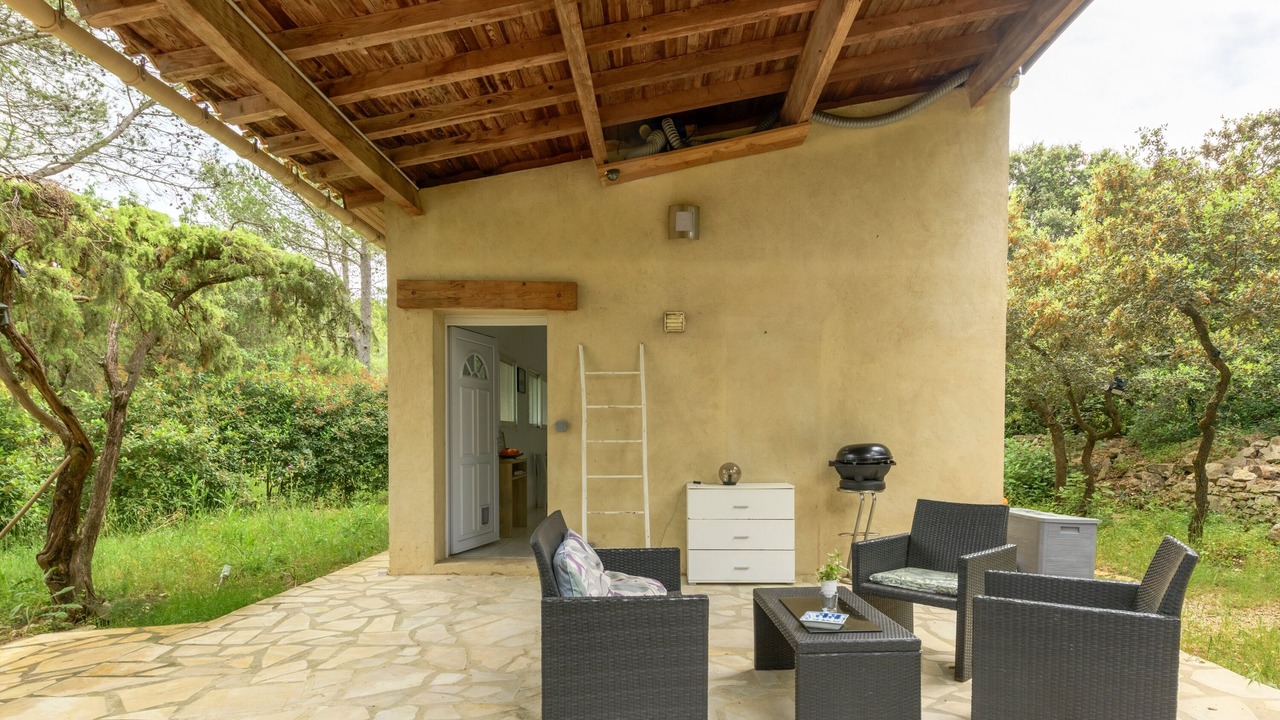 Photo of Patio Balcony in Quartier des Espesses
