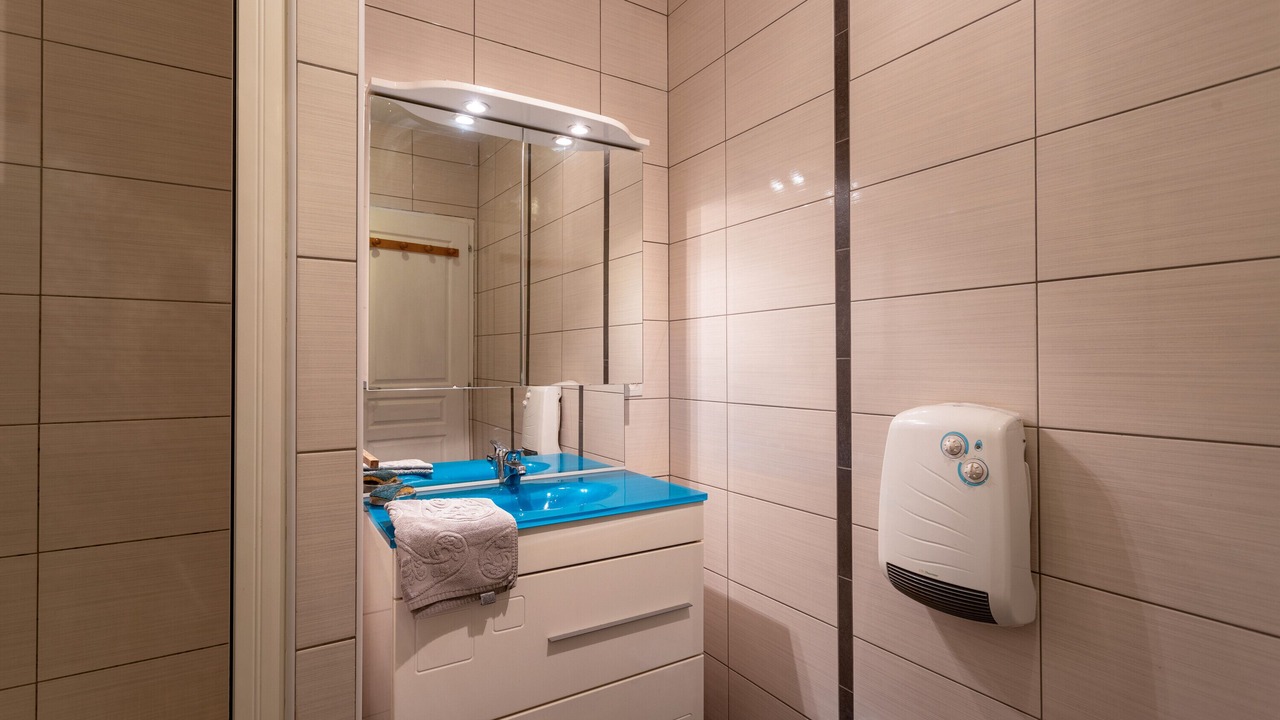 Photo of Bathroom in Lagarde