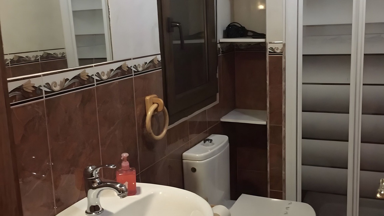 Photo of Bathroom in Celis