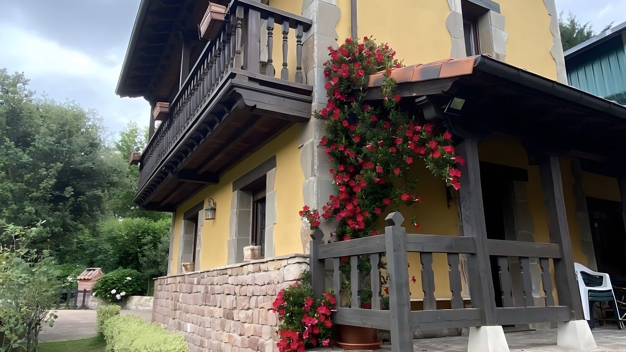 Photo of Outdoor in Celucos