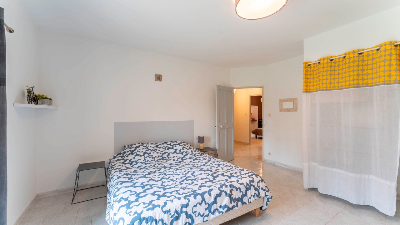 Photo of Bedroom in Cabannes