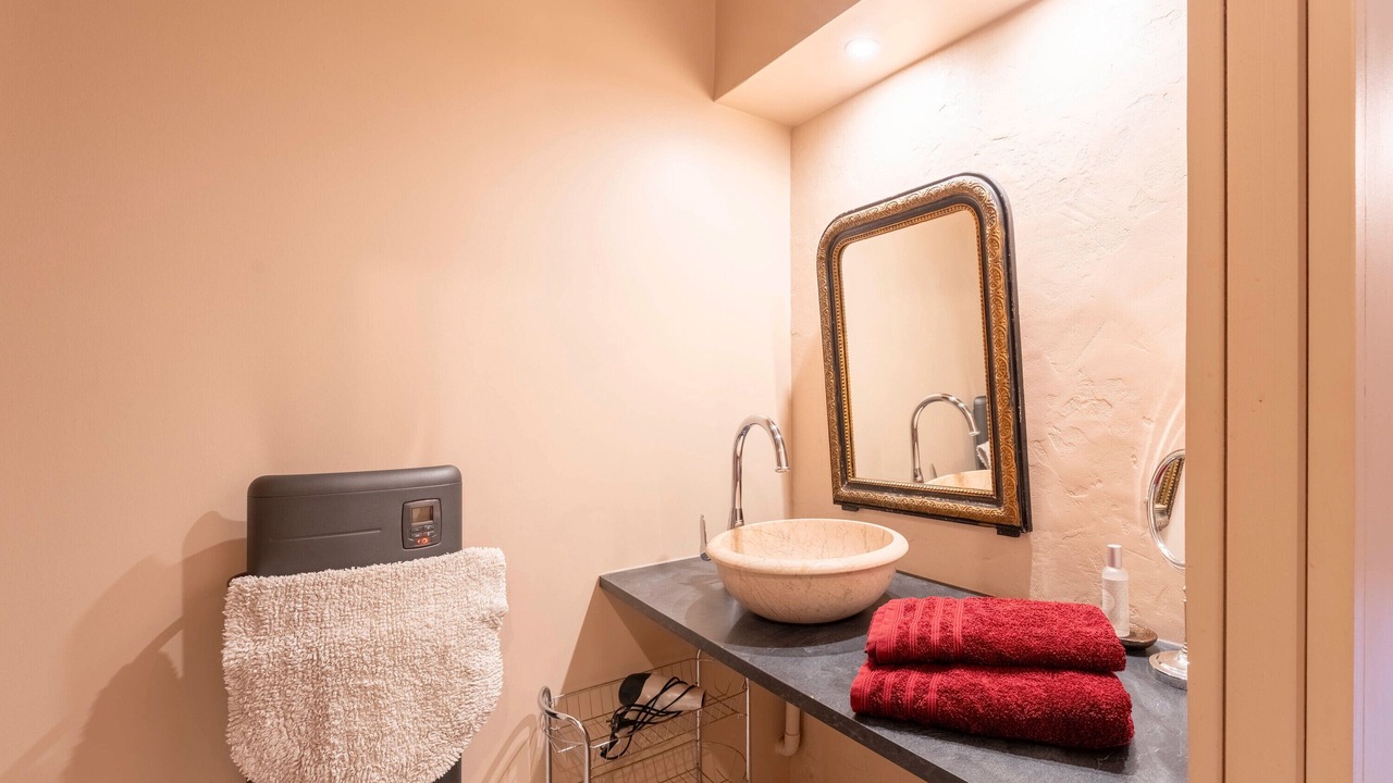 Photo of Bathroom in Cabannes