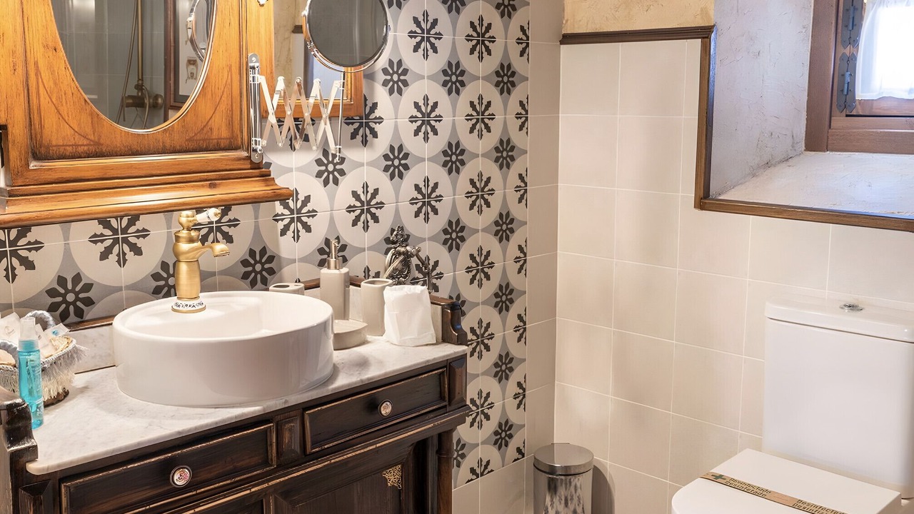 Photo of Bathroom in Noves