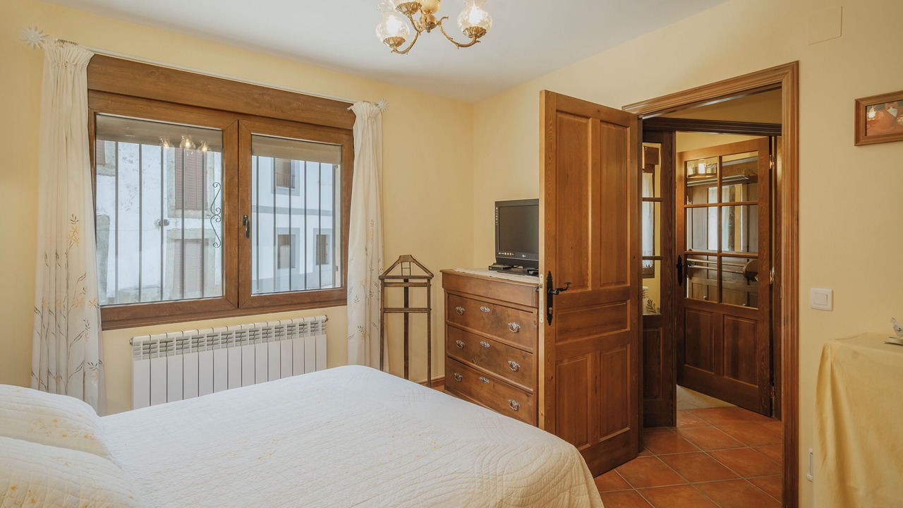 Photo of Bedroom in Neila de San Miguel
