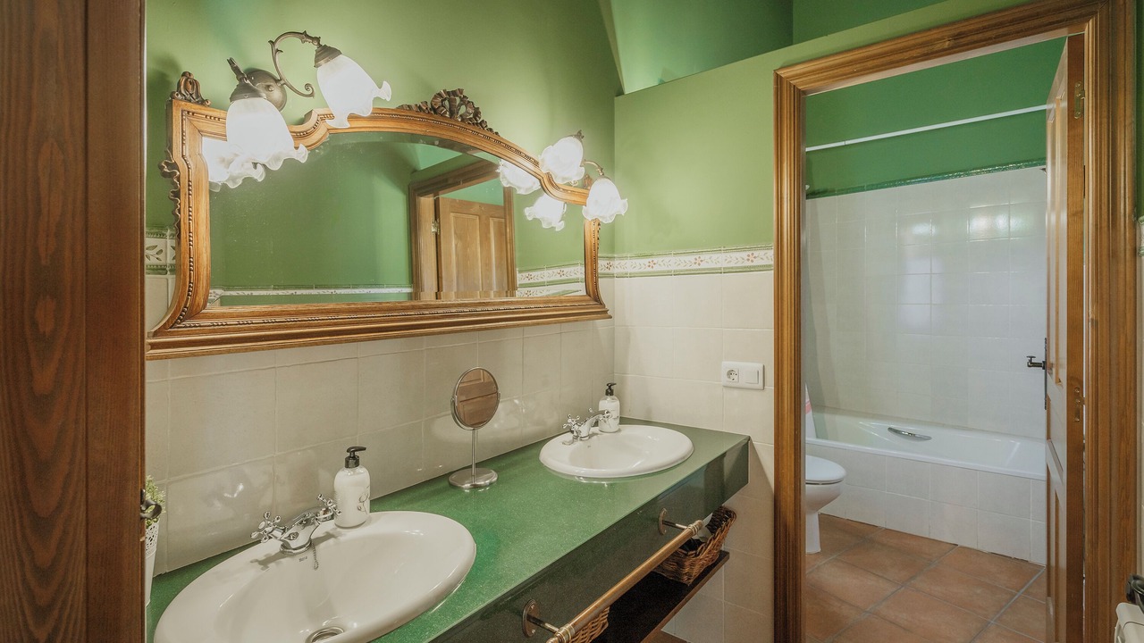 Photo of Bathroom in Neila de San Miguel