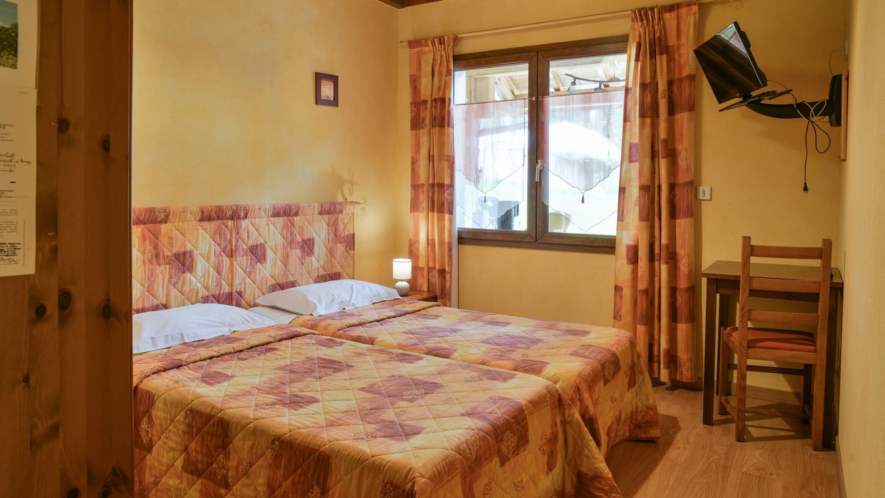 Photo of Bedroom in Yenne