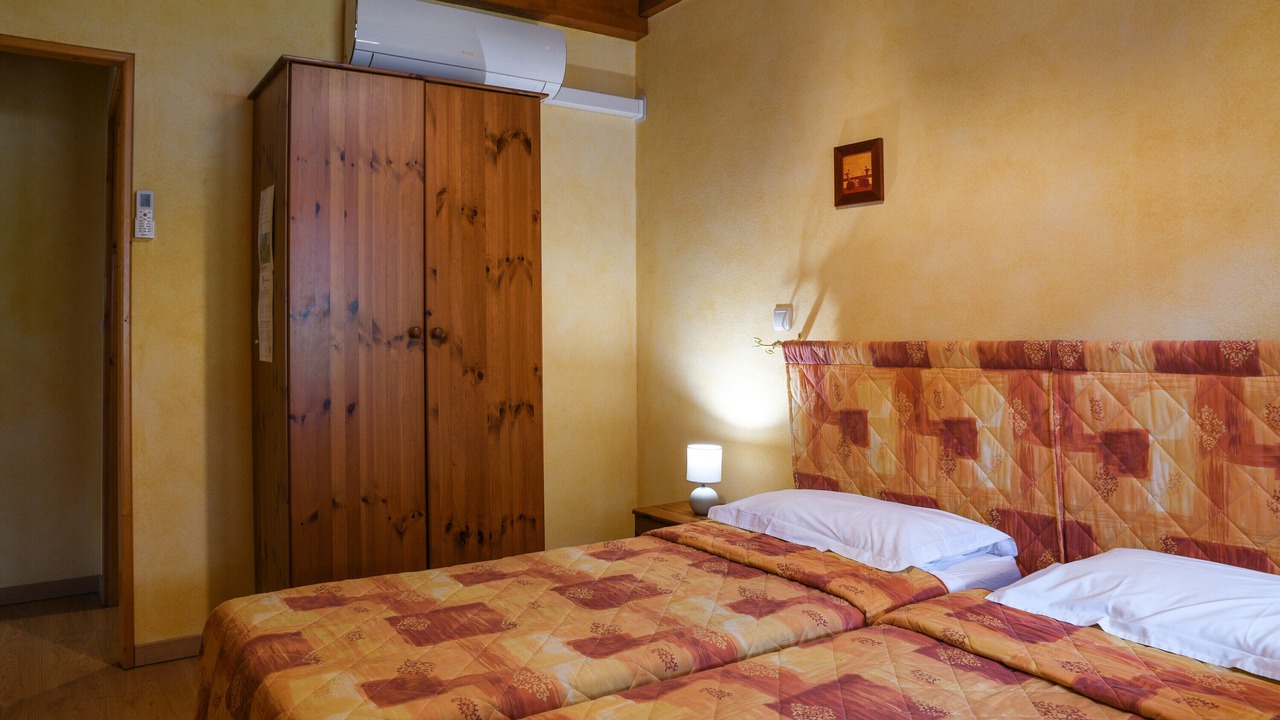 Photo of Bedroom in Yenne