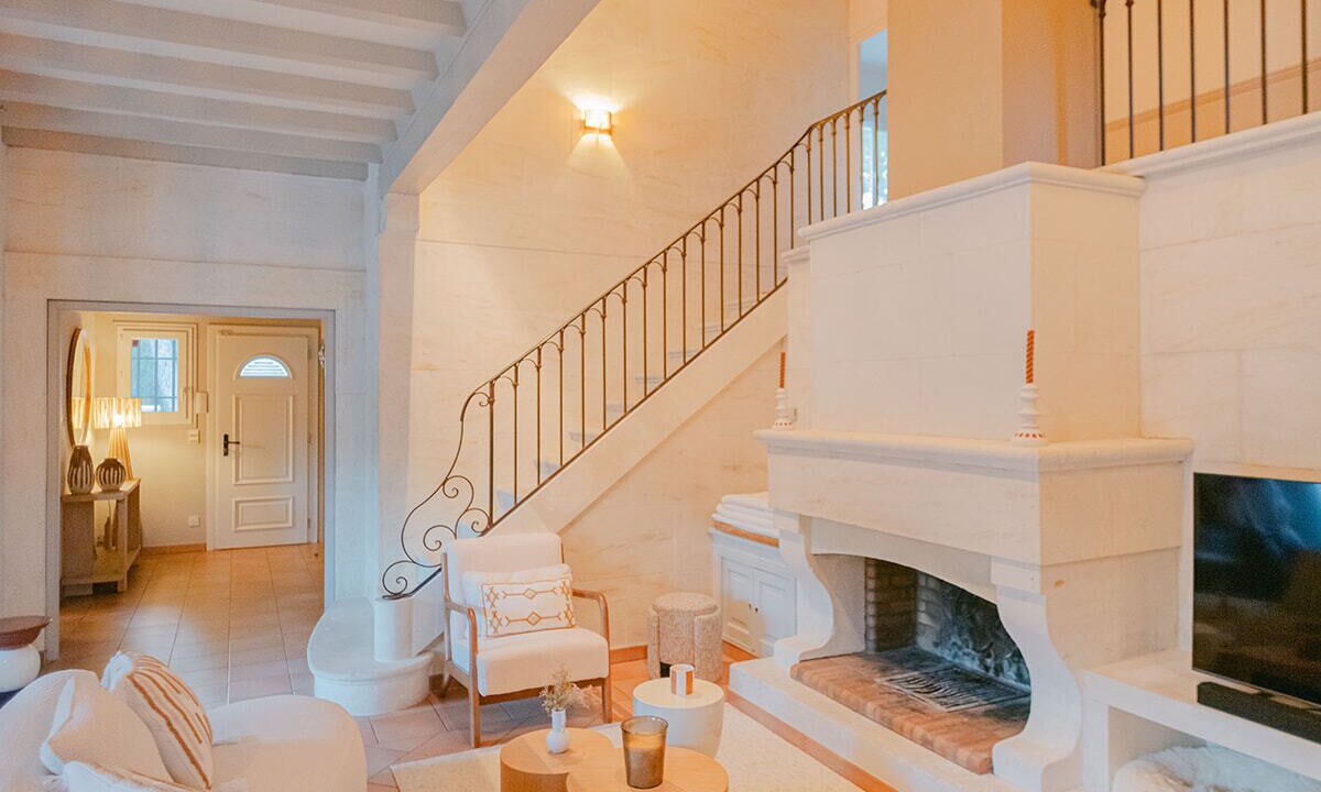 Photo of Livingroom in Saint-Etienne-du-Gres