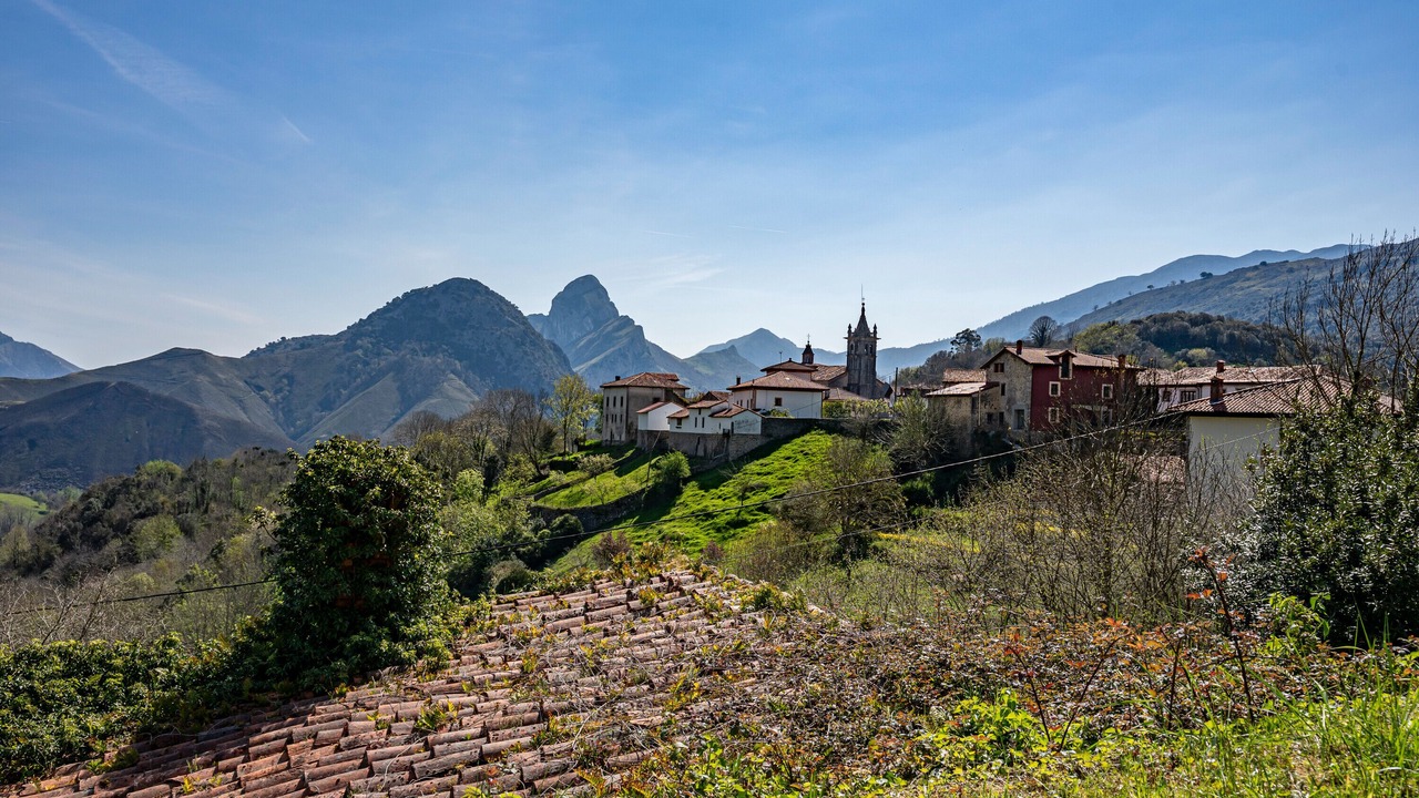 Photo of Others in Penamellera Alta
