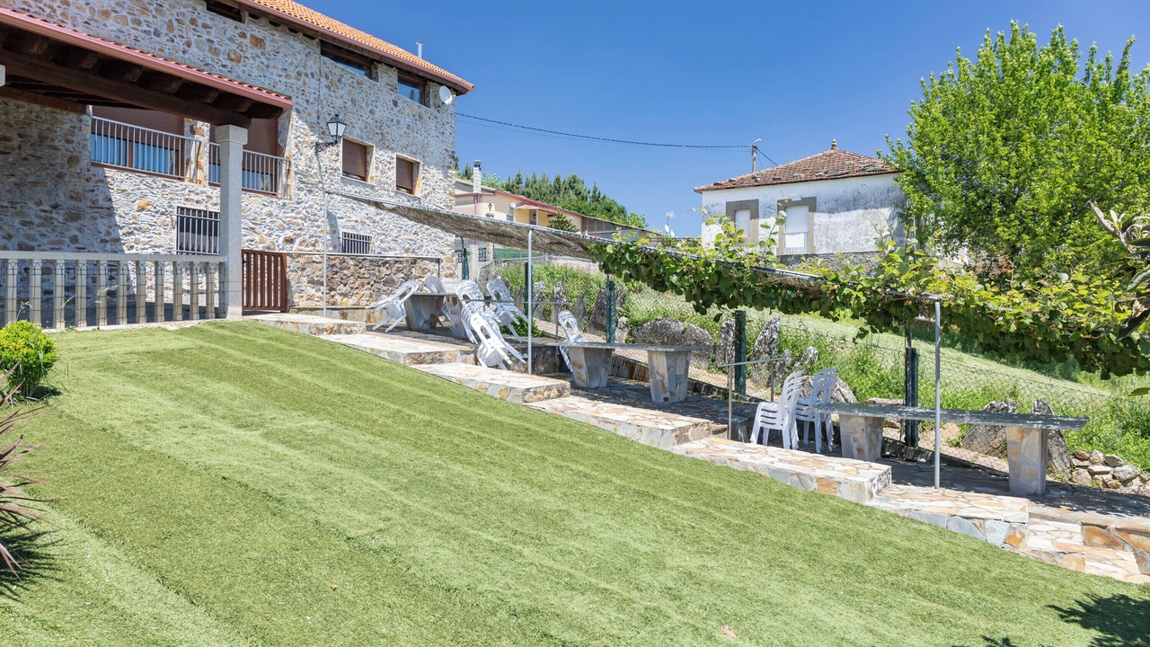Photo of Outdoor in Marcelle
