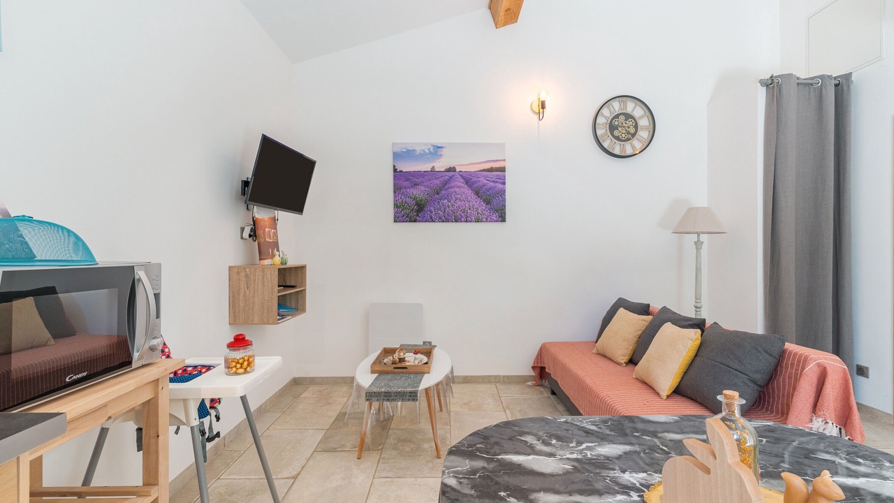 Photo of Livingroom in Croagnes