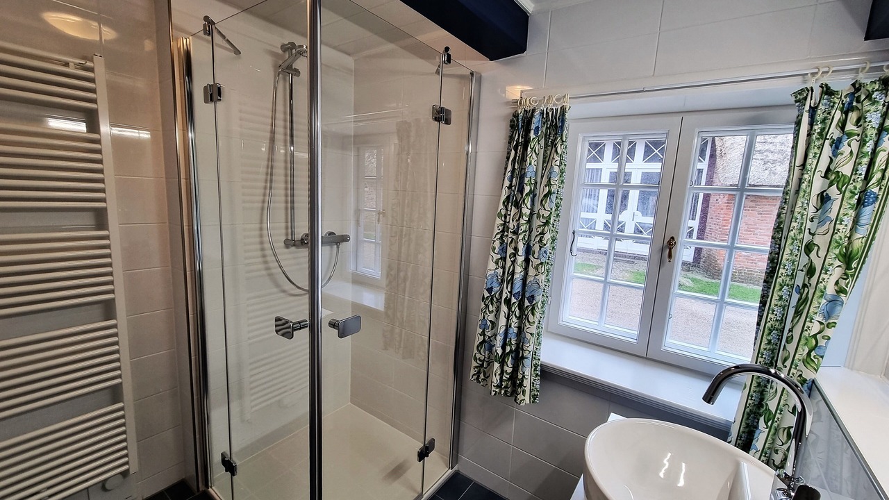 Photo of Bathroom in Alkersum