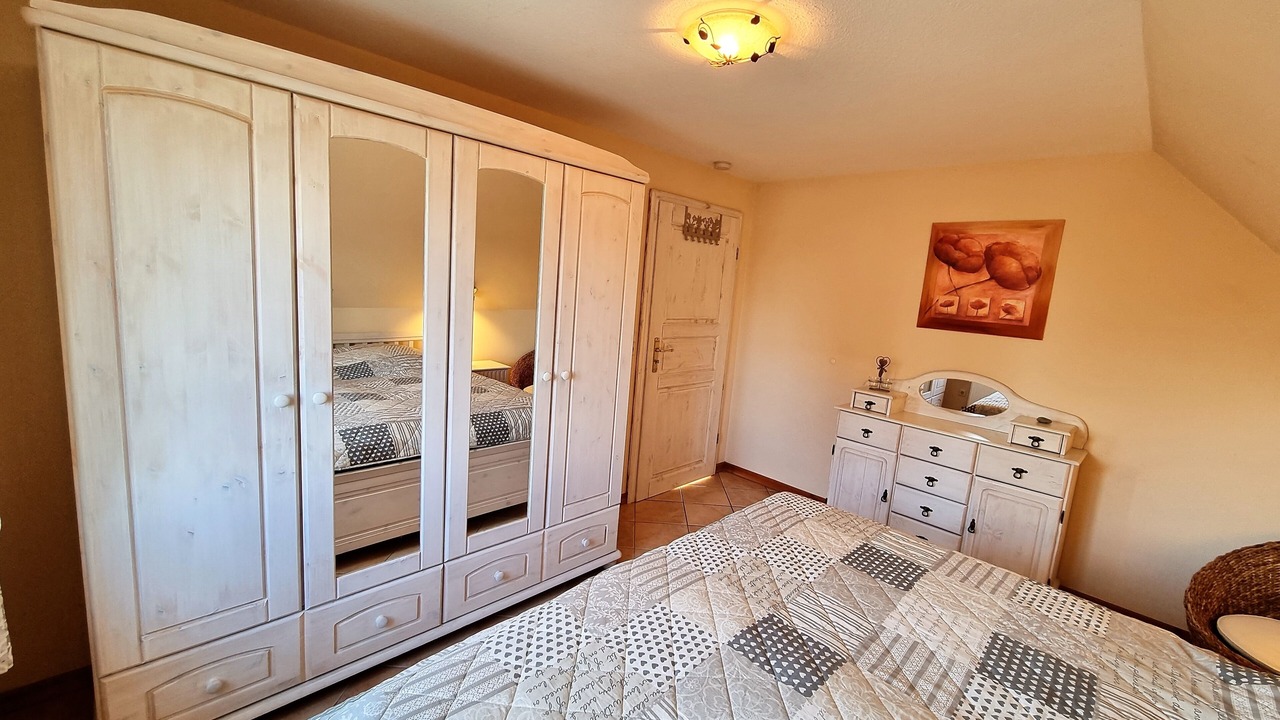 Photo of Bedroom in Midlum
