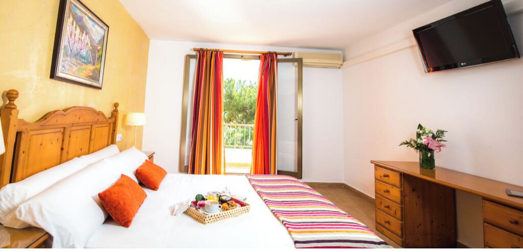 Photo of Bedroom in Alcanada