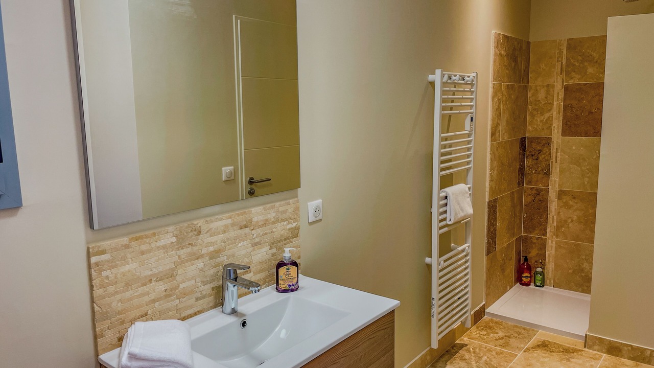 Photo of Bathroom in Goult