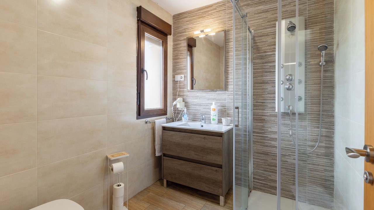 Photo of Bathroom in Mediana de Voltoya
