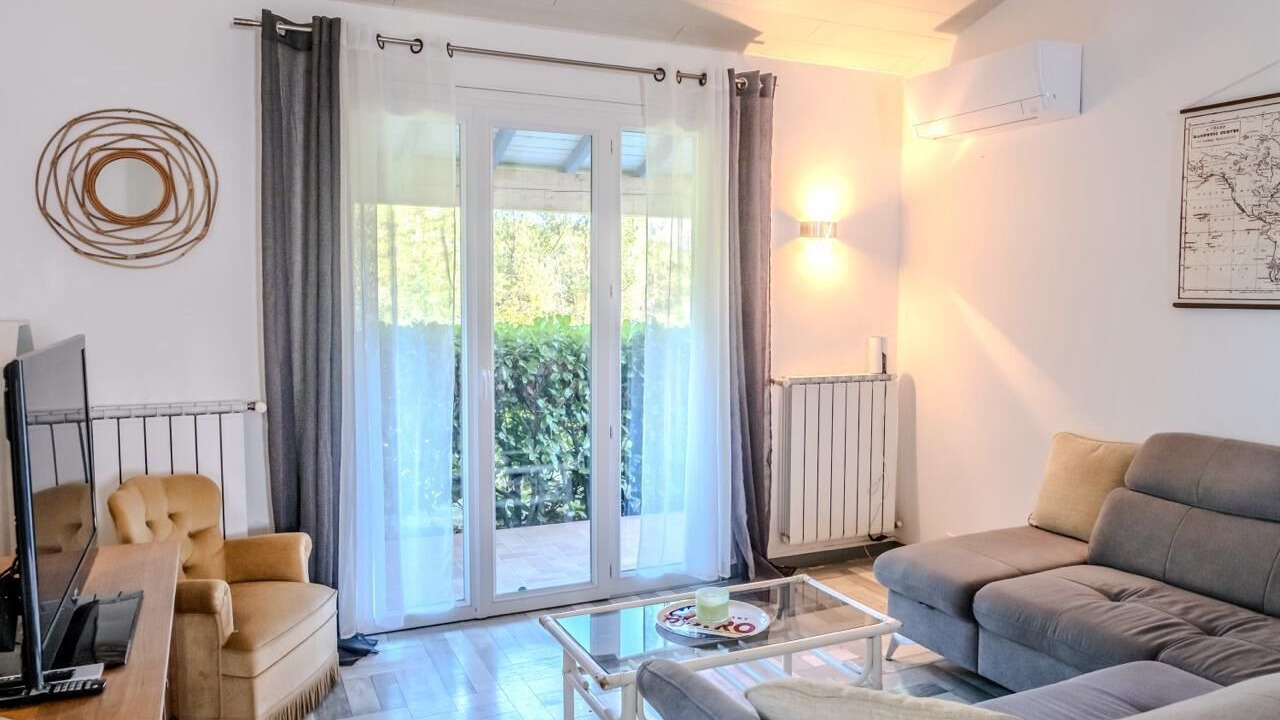 Photo of Livingroom in Salavas
