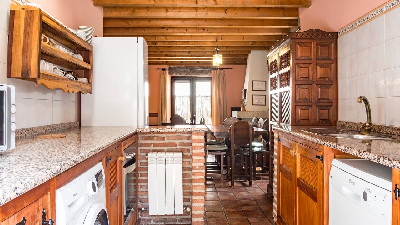 Photo of Kitchen in Navarredonda de Gredos