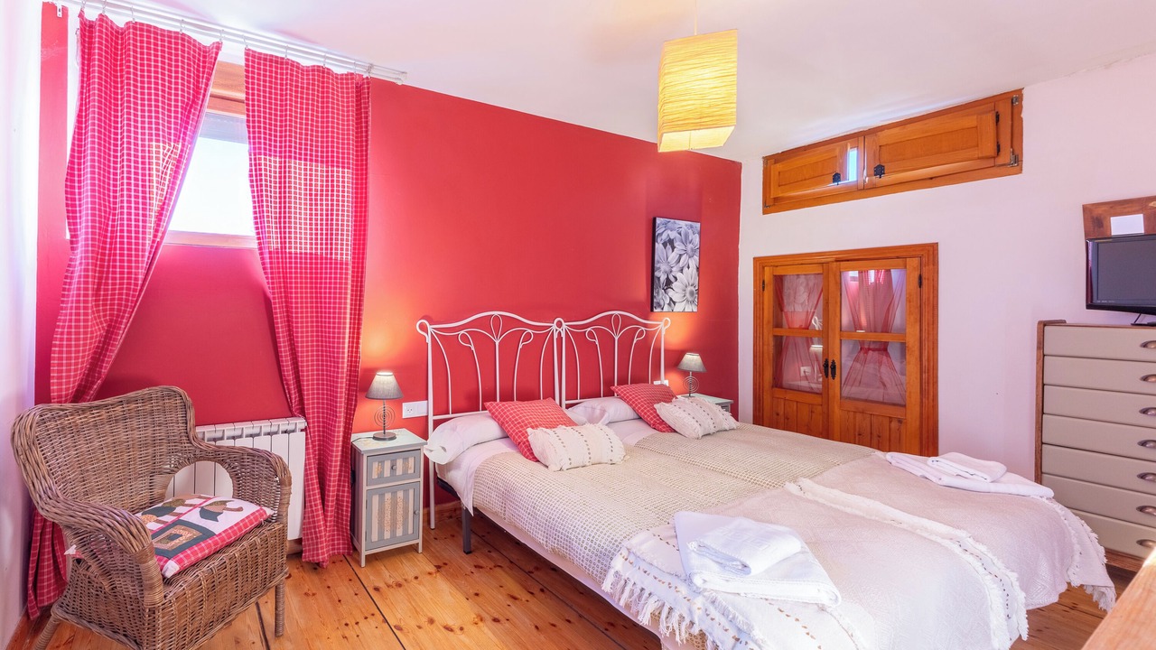 Photo of Bedroom in Navarredonda de Gredos
