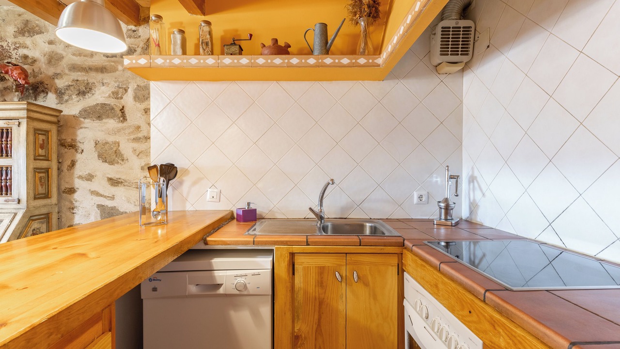 Photo of Kitchen in Navarredonda de Gredos