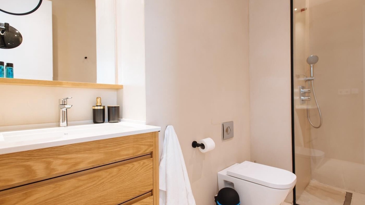Photo of Bathroom in Alameda