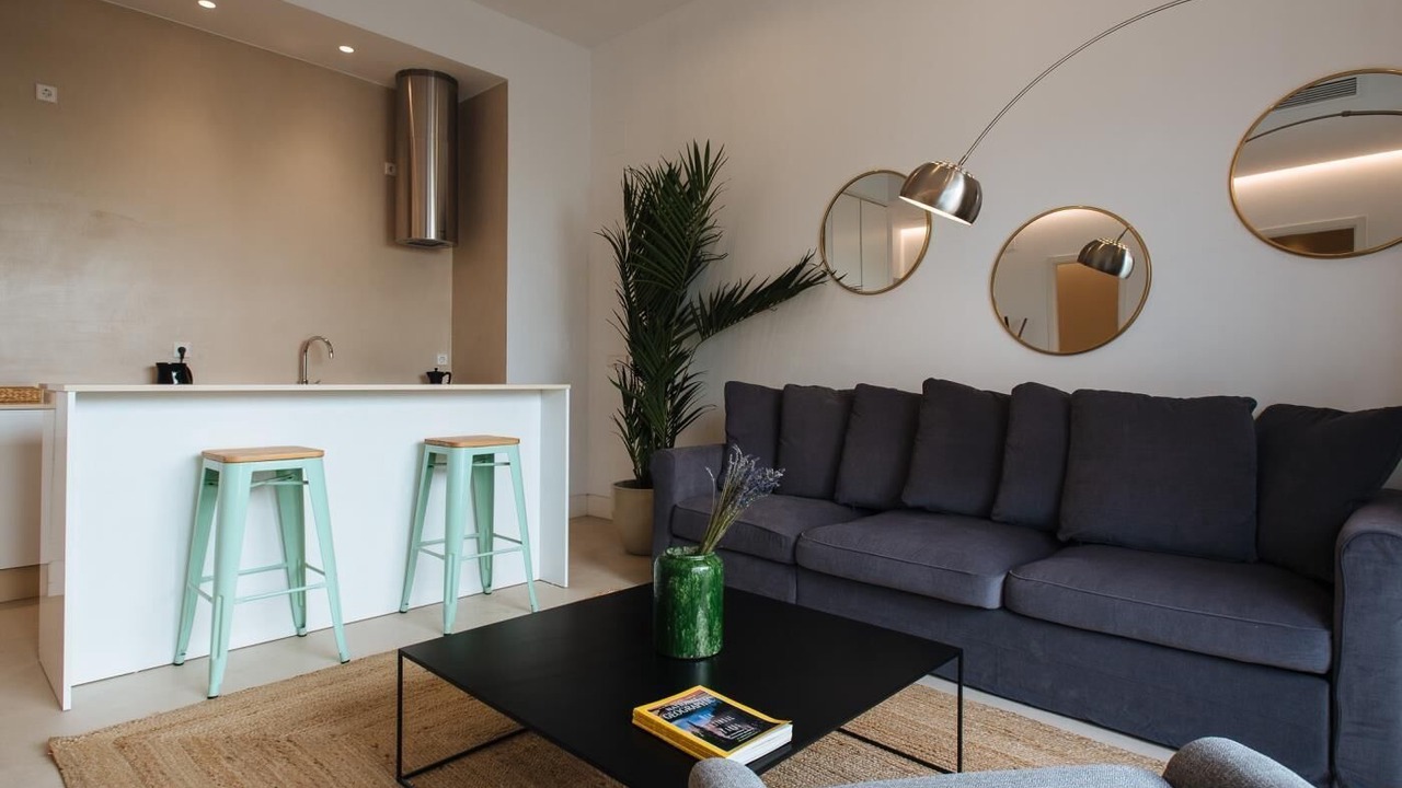 Photo of Livingroom in Alameda