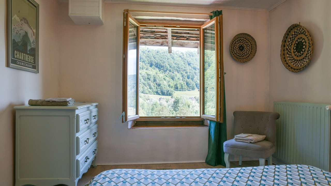 Photo of Bedroom in Saint-Bueil
