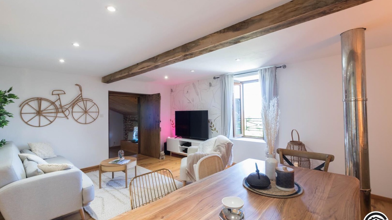 Photo of Livingroom in Villeneuve-Lecussan
