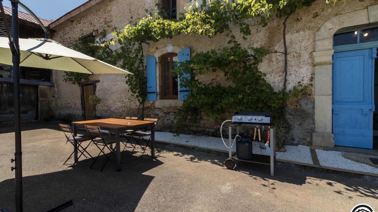 Photo of Outdoor in Villeneuve-Lecussan