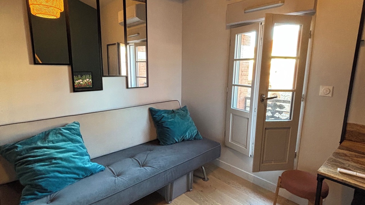Photo of Livingroom in Saint - Aubin - Dupuy