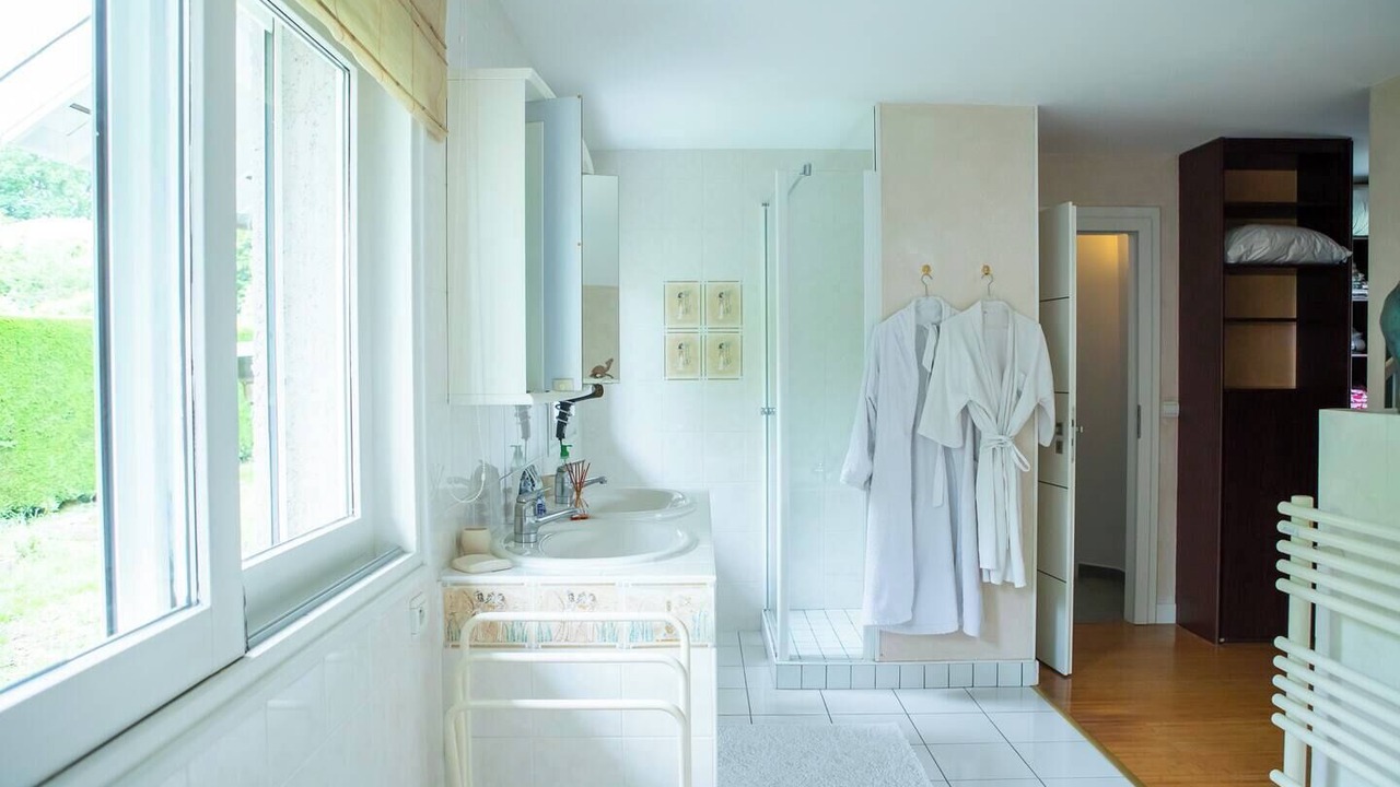 Photo of Bathroom in Nernier