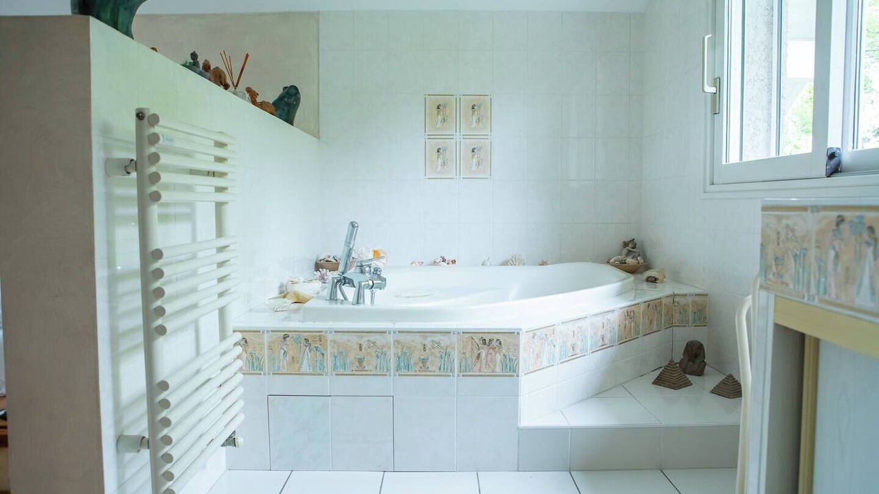 Photo of Bathroom in Nernier