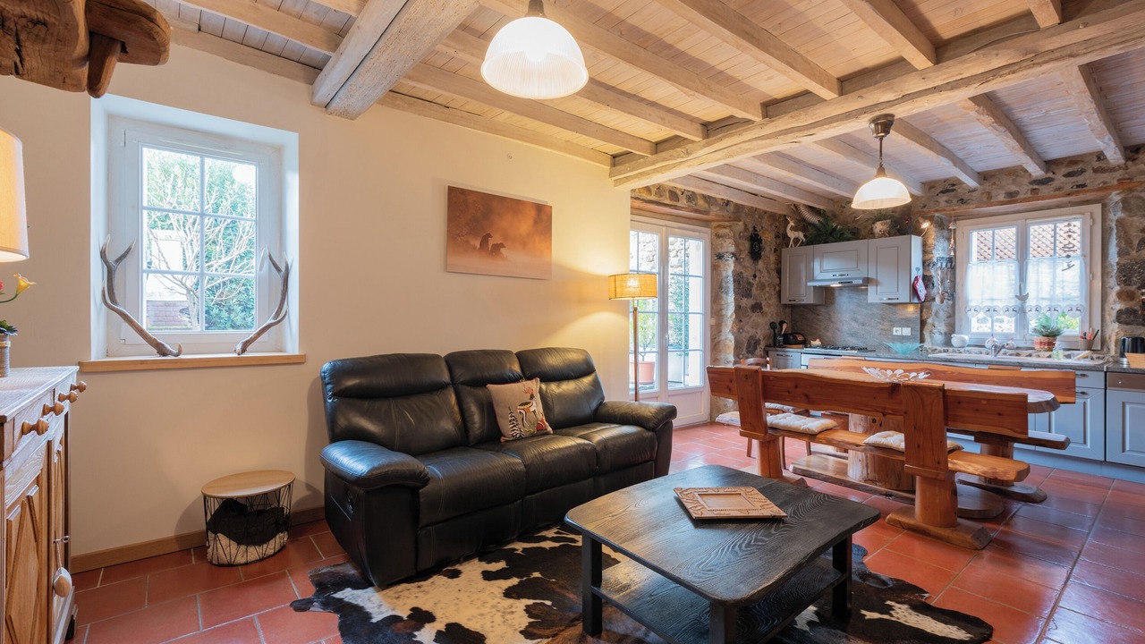 Photo of Livingroom in Antichan
