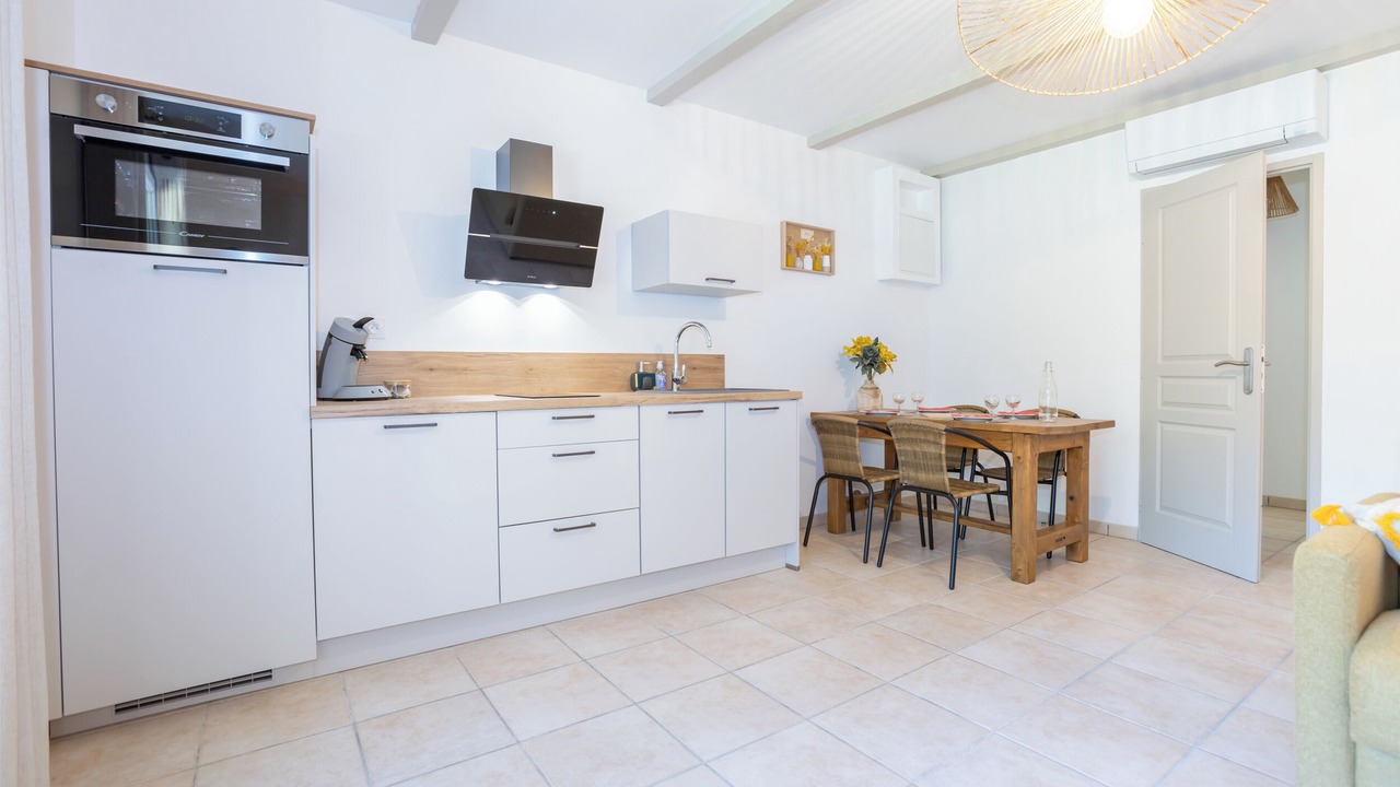 Photo of Kitchen in Eyguieres