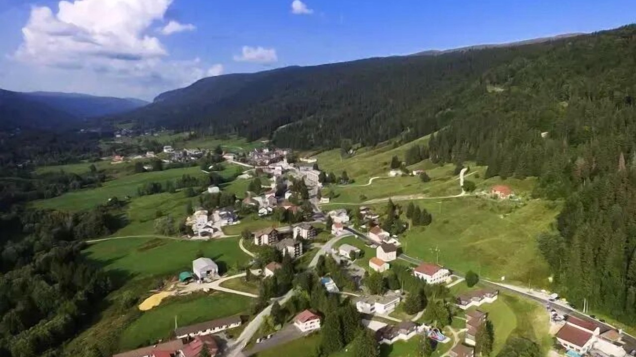 Photo of Outdoor in Lelex