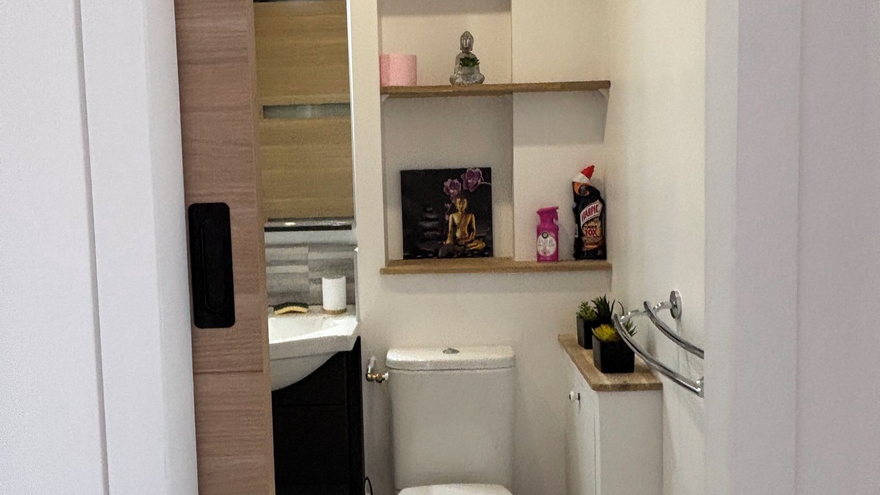 Photo of Bathroom in Nyons