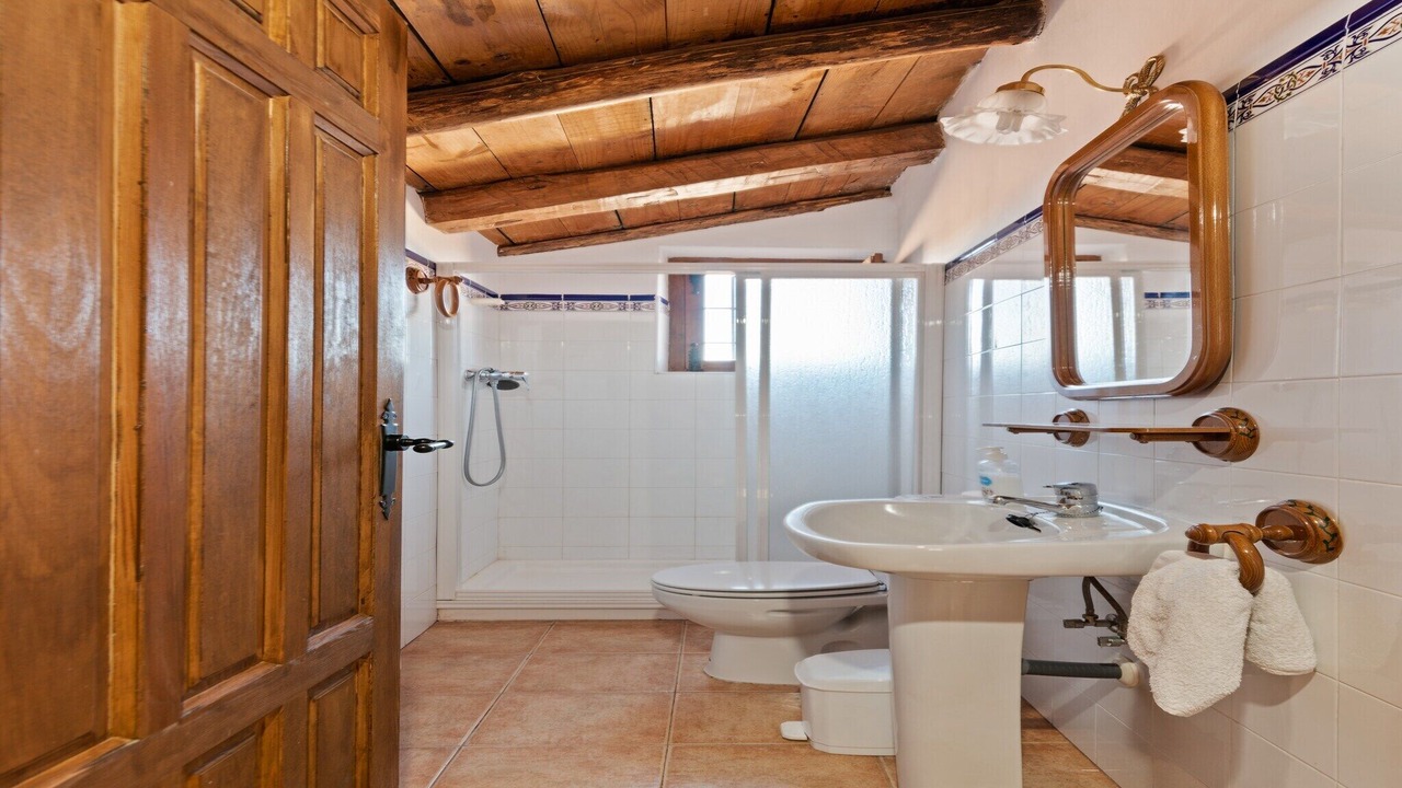 Photo of Bathroom in Alcaraz