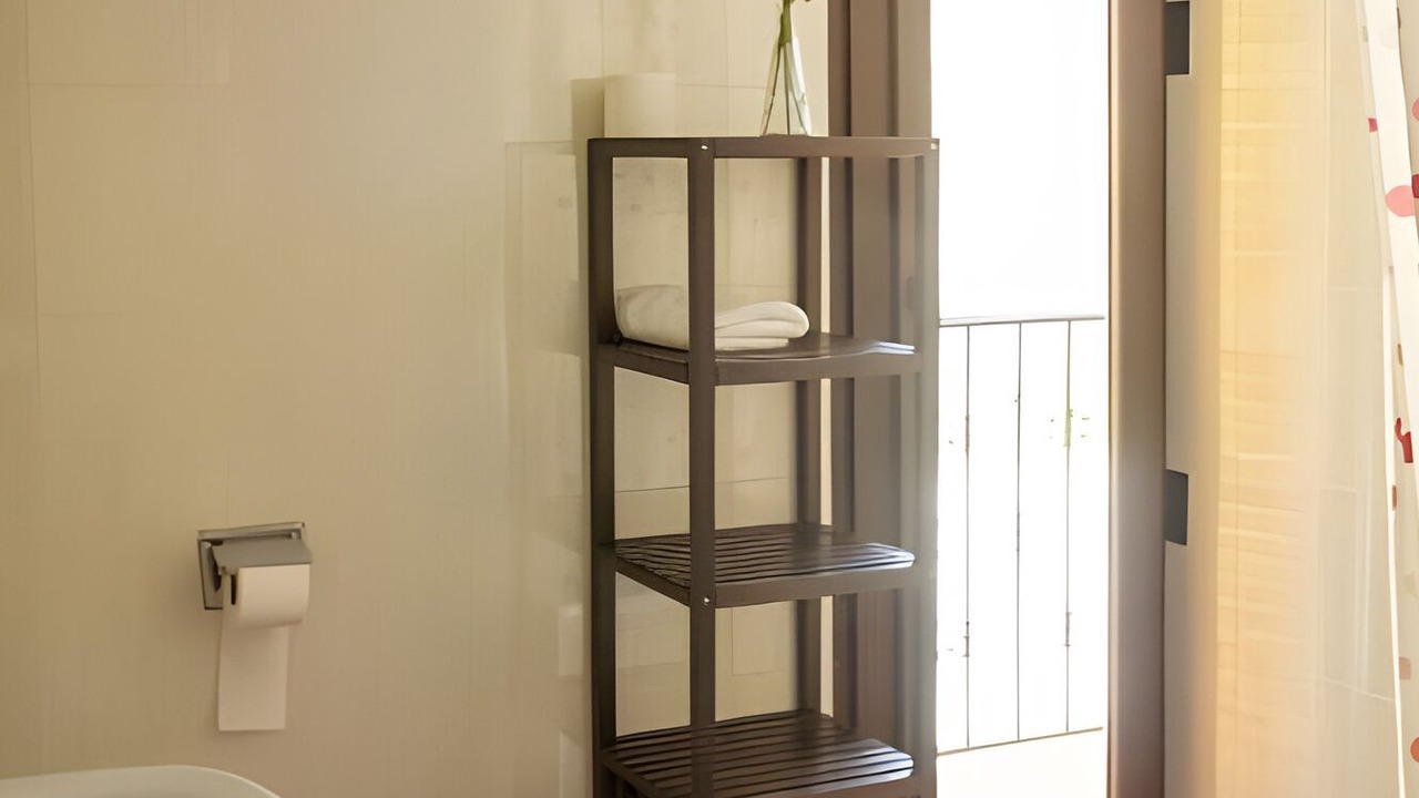 Photo of Bathroom in Salinas