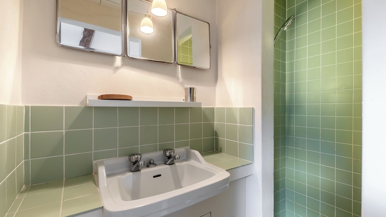 Photo of Bathroom in Oppede