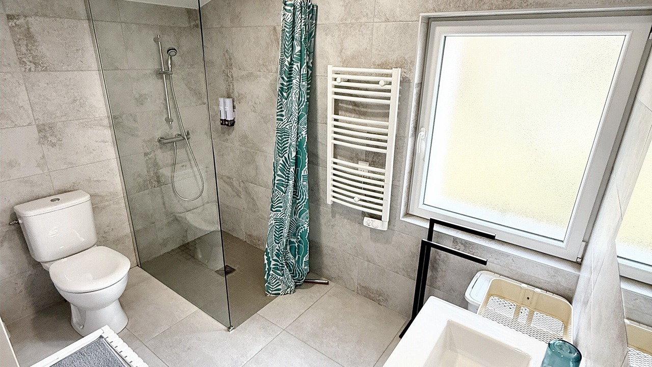 Photo of Bathroom in Nyons