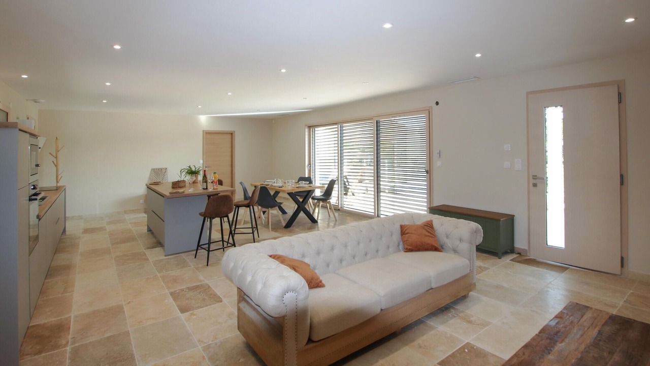 Photo of Bedroom in Suze-la-Rousse