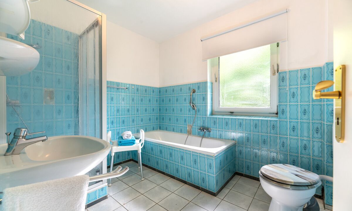 Photo of Bathroom in Midlum