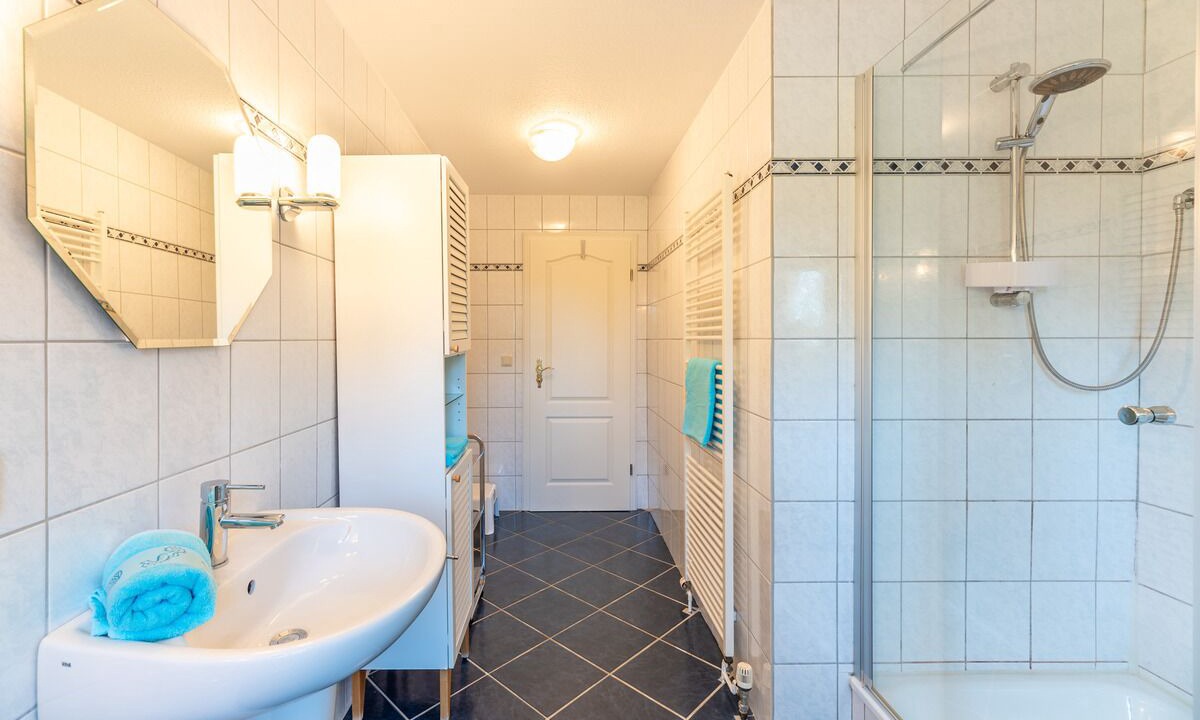 Photo of Bathroom in Midlum
