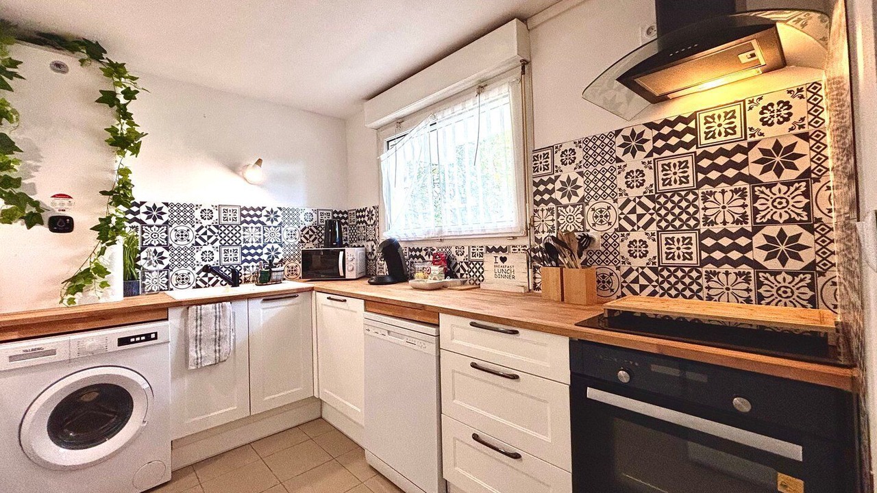 Photo of Kitchen in Costieres