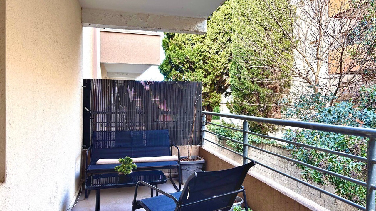 Photo of Patio Balcony in Costieres
