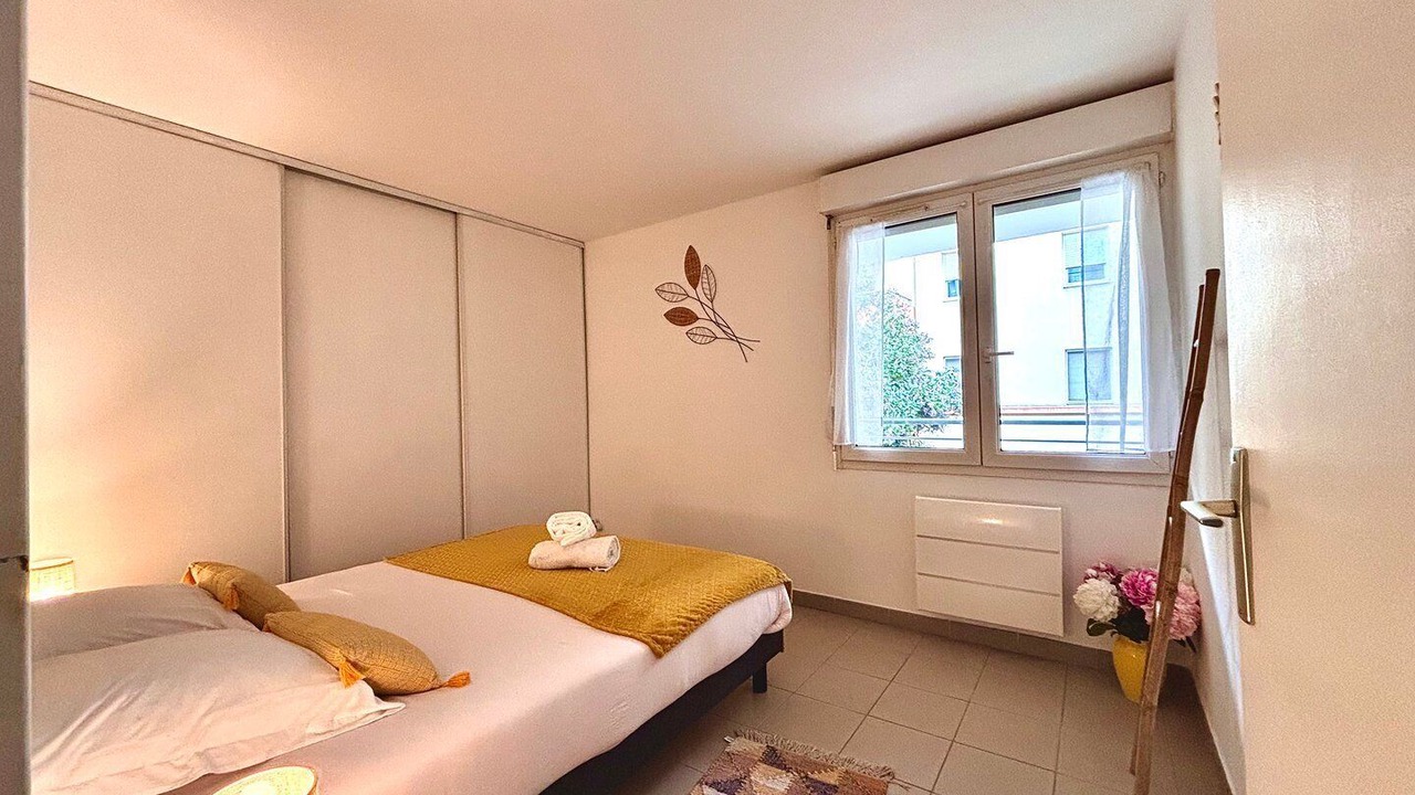 Photo of Bedroom in Costieres