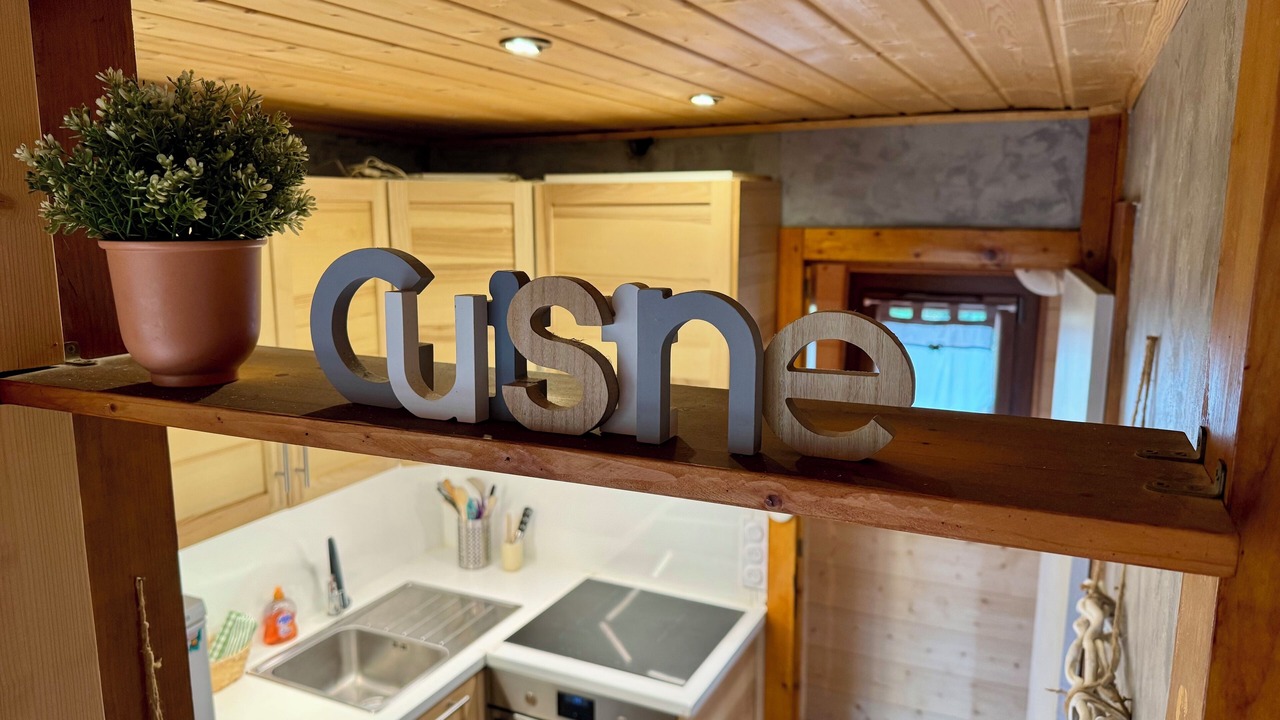 Photo of Kitchen in Premanon