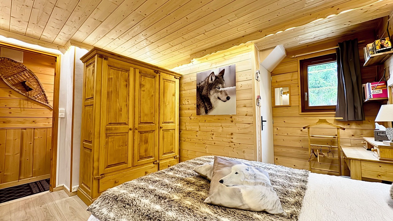 Photo of Bedroom in Premanon